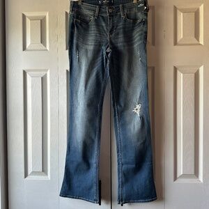 Hollister Low Rise Bootcut Jeans – Size 11R – Inseam 32"